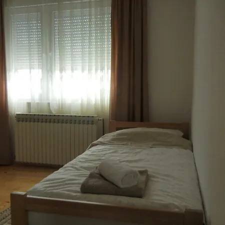 Apartman Galac * 비옐리나